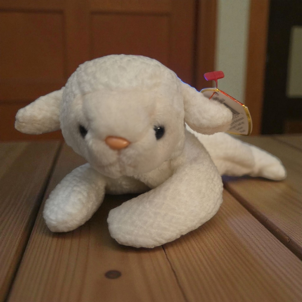 BOGO Ty White Lamb " Fleece" Stuffed Animal Style 4125